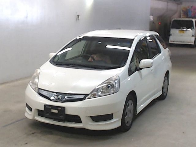 4027 Honda Fit shuttle GP2 2012 г. (KCAA Fukuoka)